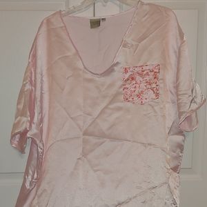Woman's silk nighty